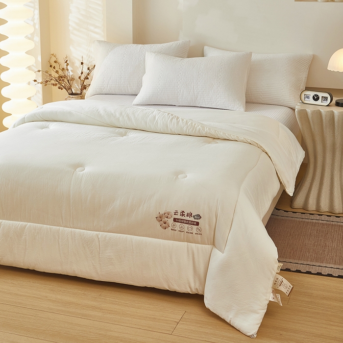 91家纺网 家纺一手货源 找家纺 中国龙家纺 2025新款亲肤水洗棉棉花被被子被芯 云眠-米