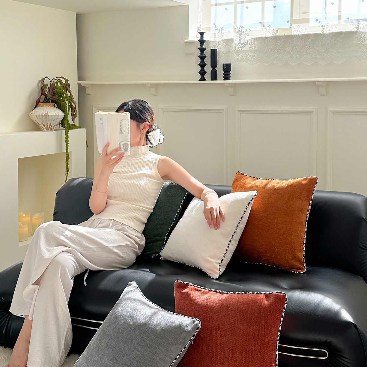 91家纺网 家纺一手货源 找家纺 （总）美茉家居 2025新款加厚高端沙发布雪尼尔滚边方枕抱枕