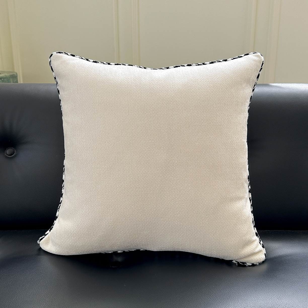 美茉家居 2025新款加厚高端沙发布雪尼尔滚边方枕抱枕 珍珠白