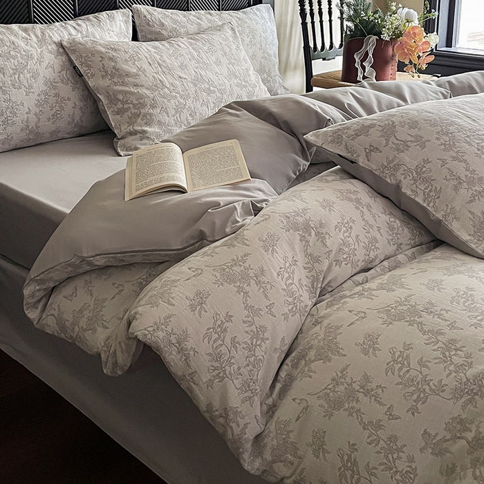 91家纺网 家纺一手货源 找家纺 宜代光年 2025新款色织水洗棉提花四件套（第一批） 踏花香 灰