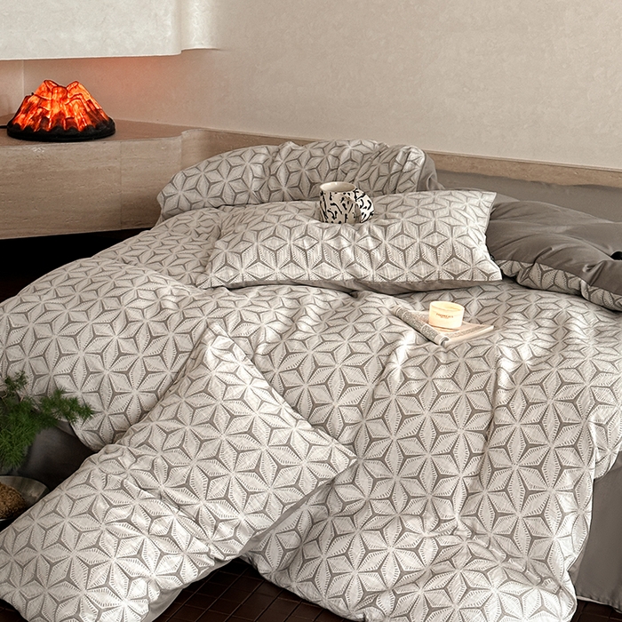 91家纺网 家纺一手货源 找家纺 宜代光年 2025新款色织水洗棉提花四件套（第一批） 雪片花-灰