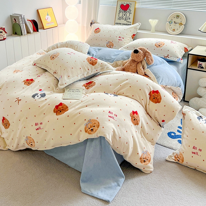 91家纺网 家纺一手货源 找家纺 简一 2025新款小清新牛奶绒印花四件套-卡通系列波点狗狗-兰