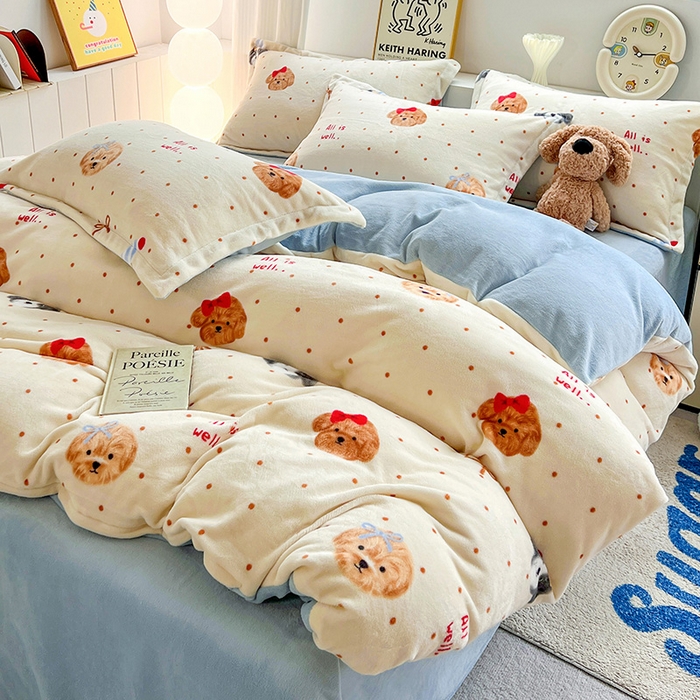 91家纺网 家纺一手货源 找家纺 简一 2025新款小清新牛奶绒印花四件套-卡通系列波点狗狗-兰