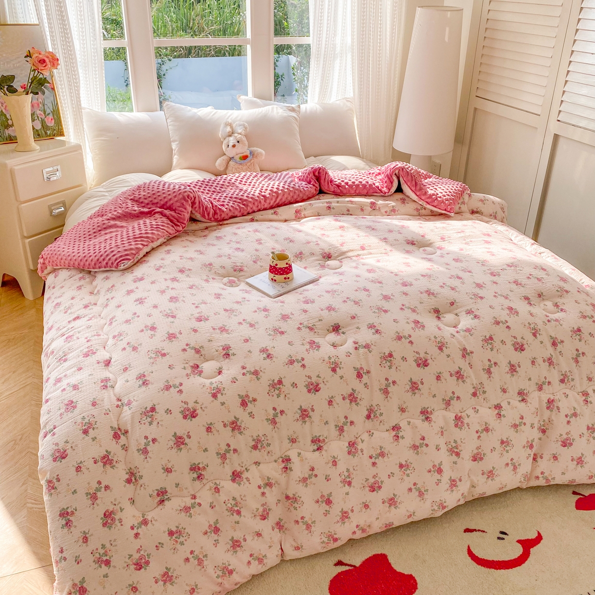 91家纺网 家纺一手货源 找家纺 美宜家 2025新款豆豆绒冬被子皱皱棉提花春秋被芯豆豆被 花颜