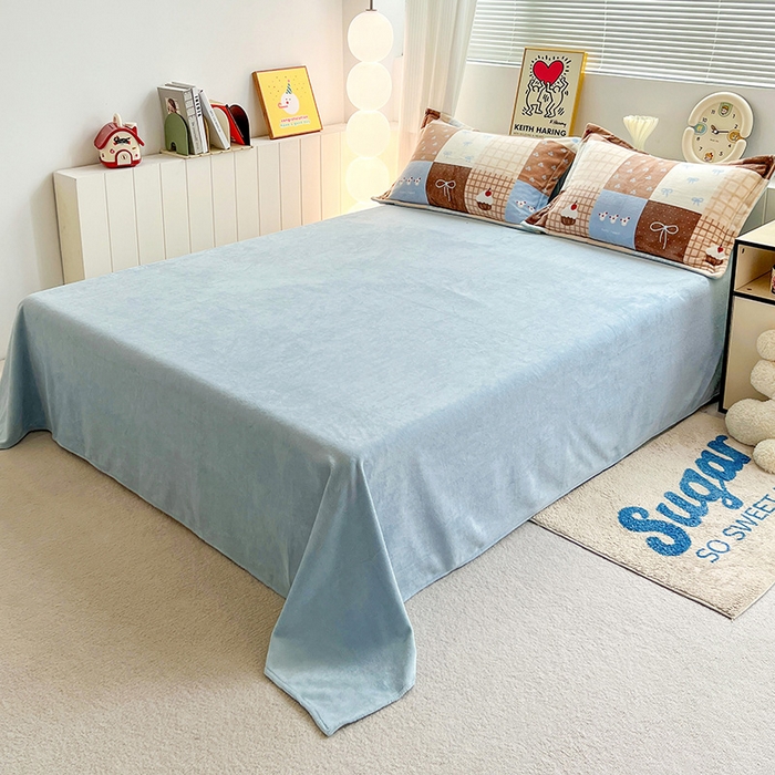 91家纺网 家纺一手货源 找家纺 简一 2025新款小清新牛奶绒印花四件套-卡通系列格子美拉兔