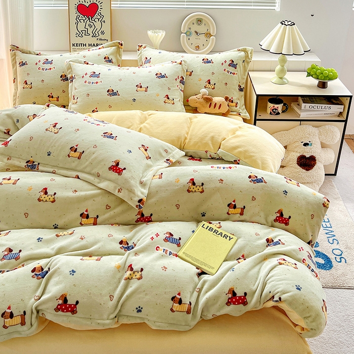 91家纺网 家纺一手货源 找家纺 简一 2025新款小清新牛奶绒印花四件套-卡通系列腊肠狗联盟