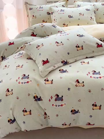 91家纺网 家纺一手货源 找家纺 简一 2025新款小清新牛奶绒印花四件套-卡通系列腊肠狗联盟