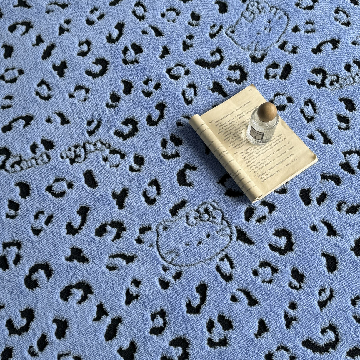 91家纺网 家纺一手货源 找家纺 新印象 2025新款阳离子绒保暖床笠 阳离子绒-斑豹蓝