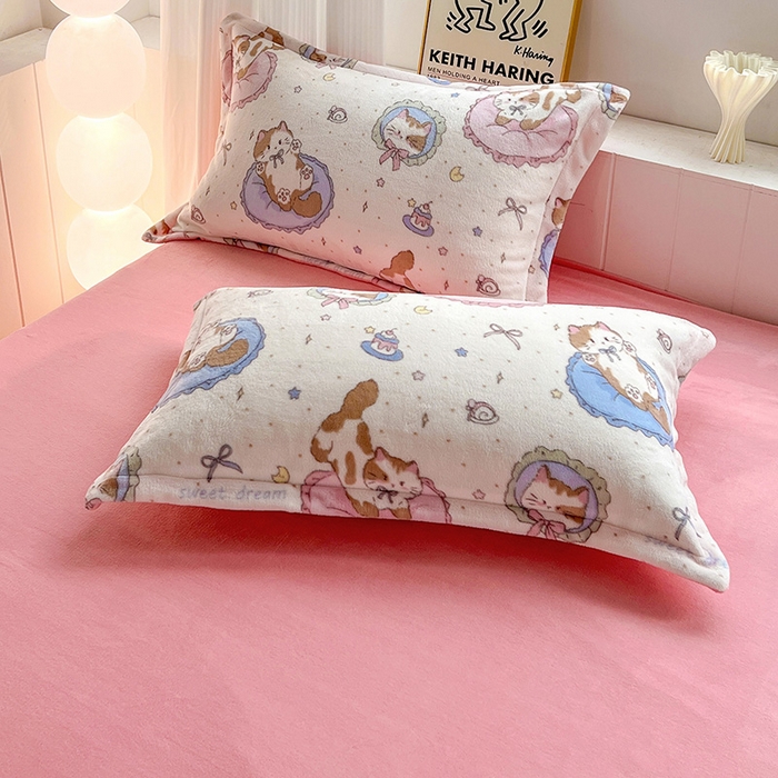 91家纺网 家纺一手货源 找家纺 简一 2025新款小清新牛奶绒印花四件套-卡通系列萝莉猫咪