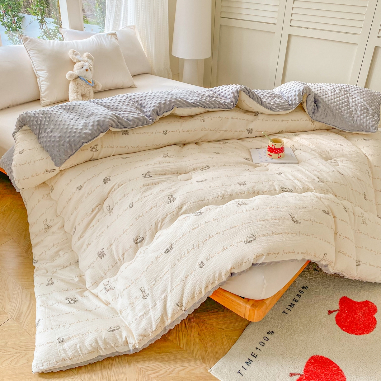 91家纺网 家纺一手货源 找家纺 美宜家 2025新款豆豆绒冬被子皱皱棉提花春秋被芯豆豆被 吉利熊