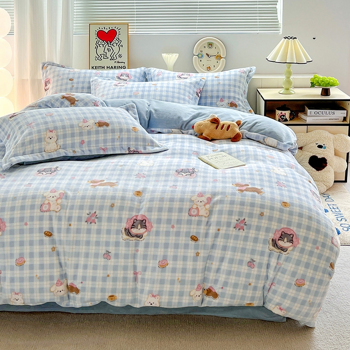 91家纺网 家纺一手货源 找家纺 简一 2025新款小清新牛奶绒印花四件套-卡通系列萌宠乐园