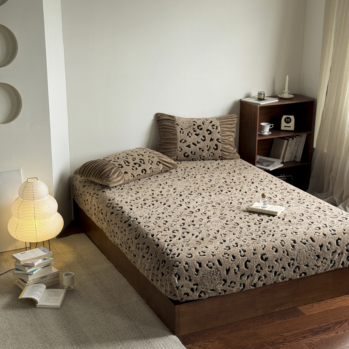 91家纺网 家纺一手货源 找家纺 新印象 2025新款阳离子绒保暖床笠 阳离子绒-斑豹驼