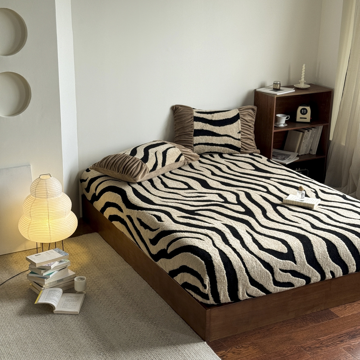 91家纺网 家纺一手货源 找家纺 新印象 2025新款阳离子绒保暖床笠 阳离子绒-斑马纹