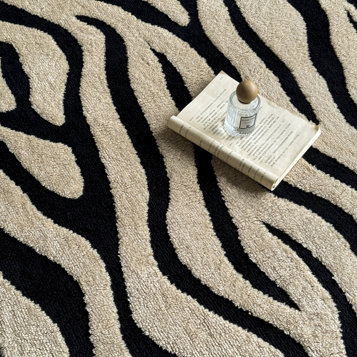 91家纺网 家纺一手货源 找家纺 新印象 2025新款阳离子绒保暖床笠 阳离子绒-斑马纹