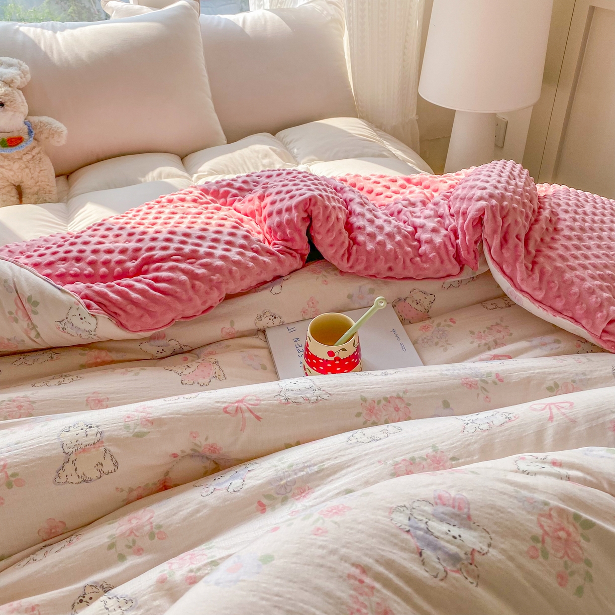 91家纺网 家纺一手货源 找家纺 美宜家 2025新款豆豆绒冬被子皱皱棉提花春秋被芯豆豆被 甜蜜蜜