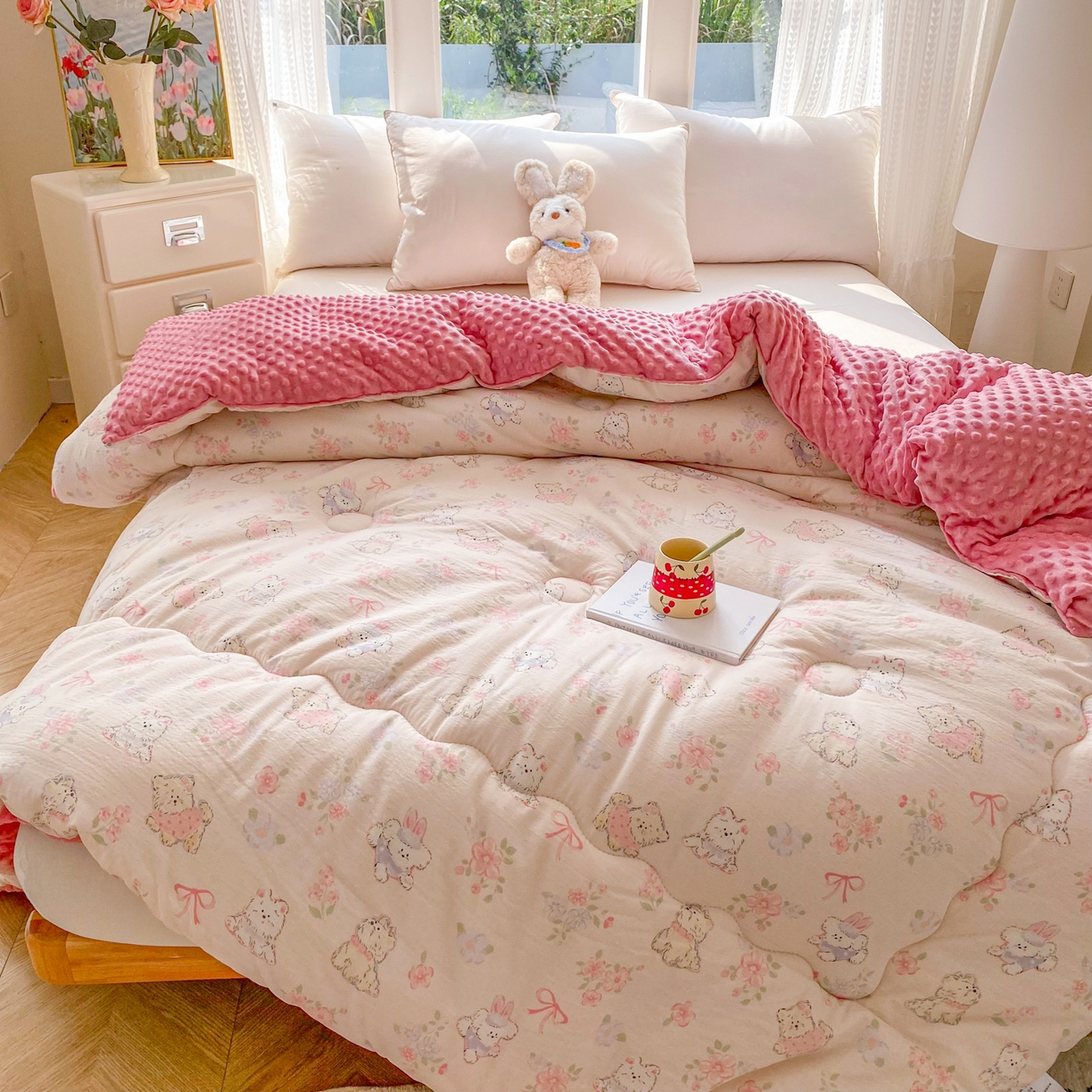 91家纺网 家纺一手货源 找家纺 美宜家 2025新款豆豆绒冬被子皱皱棉提花春秋被芯豆豆被 甜蜜蜜