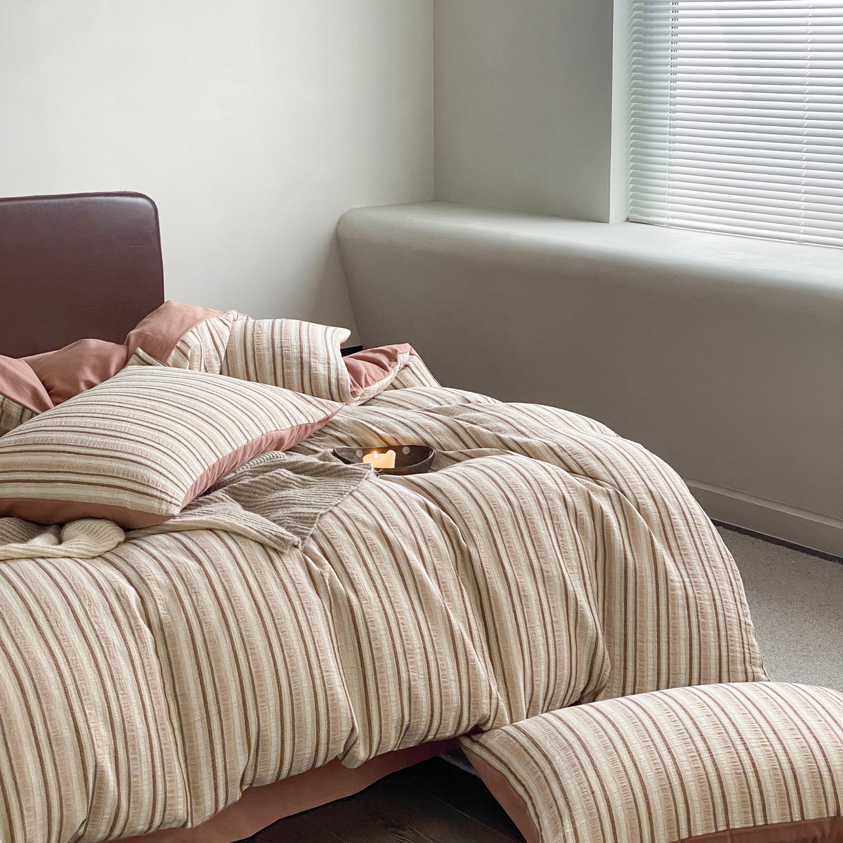 91家纺网 家纺一手货源 找家纺 旷野 2025新款全棉华夫格提花磨毛四件套 吉野-丝绒红