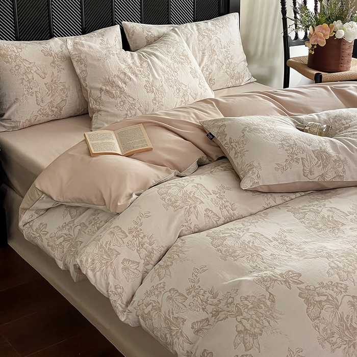 91家纺网 家纺一手货源 找家纺 宜代光年 2025新款色织水洗棉提花四件套（第一批） 执笔水墨 咖