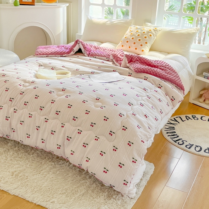 91家纺网 家纺一手货源 找家纺 美宜家 2025新款豆豆绒冬被子皱皱棉提花春秋被芯豆豆被 花季