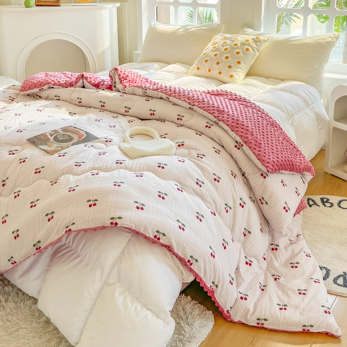 91家纺网 家纺一手货源 找家纺 美宜家 2025新款豆豆绒冬被子皱皱棉提花春秋被芯豆豆被 花季