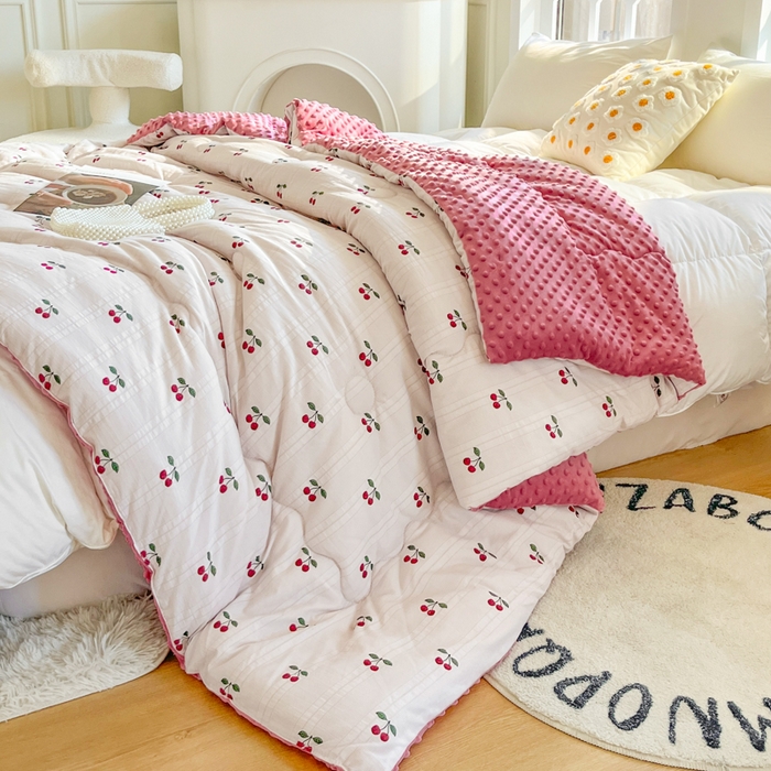 91家纺网 家纺一手货源 找家纺 美宜家 2025新款豆豆绒冬被子皱皱棉提花春秋被芯豆豆被 花季