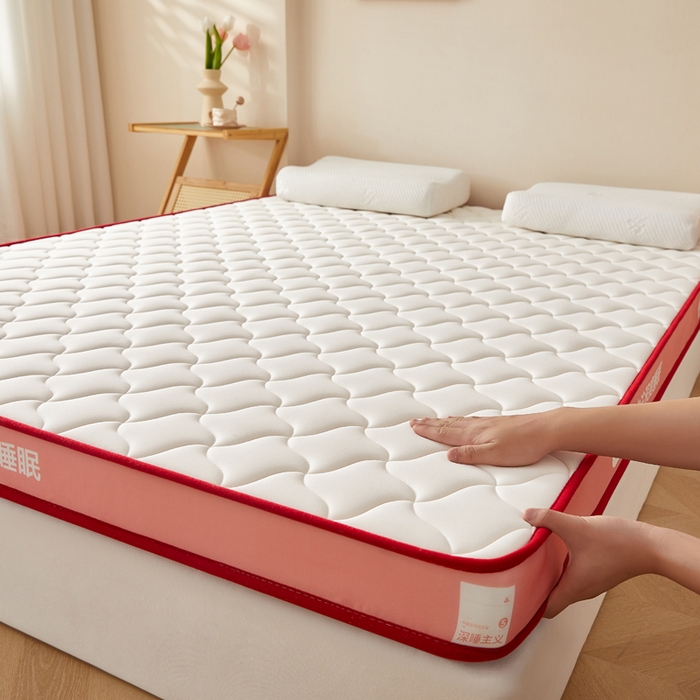 91家纺网 家纺一手货源 找家纺 鹿辉家居（原吉欧力） 2025新款牛奶丝记忆棉床垫-成人款 舒适红