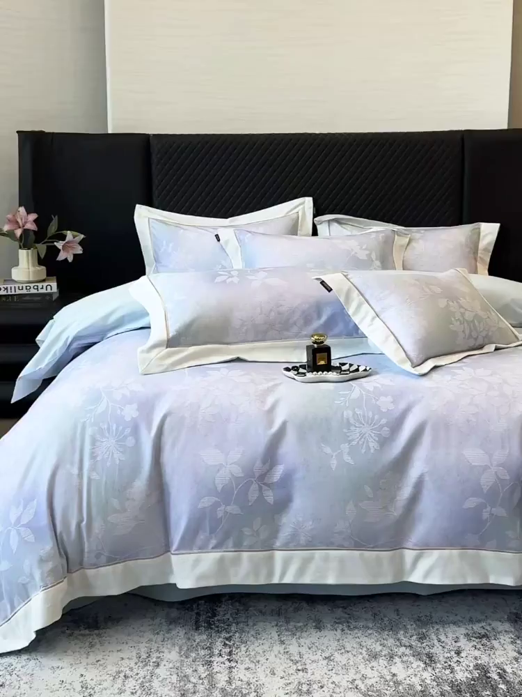 91家纺网 家纺一手货源 找家纺  2025冬季热款A类加厚磨毛四件套全棉纯棉数码印花保暖被套床单高端轻奢风床笠床上用品 瑾姝-羽蓝