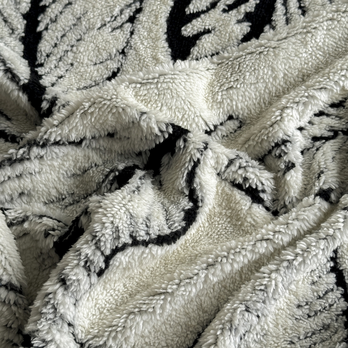 91家纺网 家纺一手货源 找家纺 新印象 2025新款阳离子绒保暖床笠 阳离子绒-樊林奶白