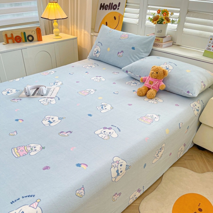 91家纺网 家纺一手货源 找家纺 爱屋及屋 2025新款牛奶绒印花床单 大耳狗狗