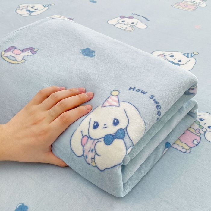 91家纺网 家纺一手货源 找家纺 爱屋及屋 2025新款牛奶绒印花床单 大耳狗狗