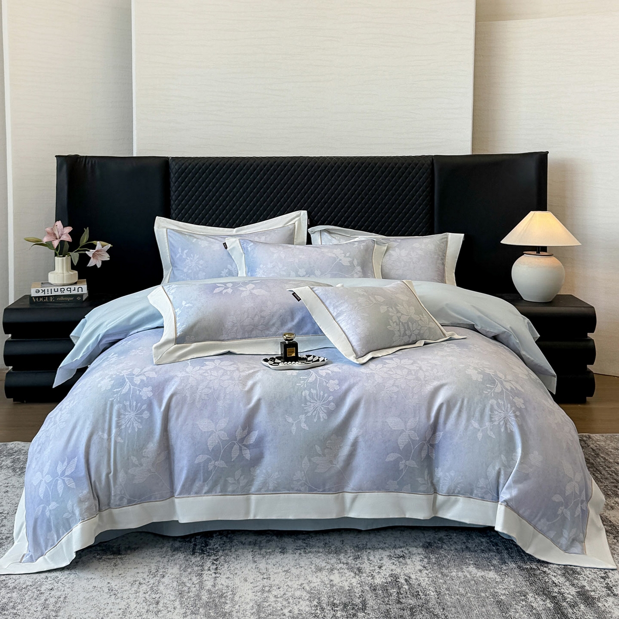 91家纺网 家纺一手货源 找家纺  2025冬季热款A类加厚磨毛四件套全棉纯棉数码印花保暖被套床单高端轻奢风床笠床上用品 瑾姝-羽蓝