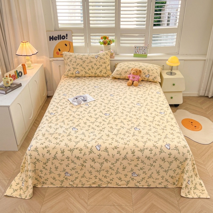 91家纺网 家纺一手货源 找家纺 爱屋及屋 2025新款牛奶绒印花床单 山茶小兔