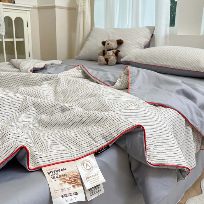 91家纺网 家纺一手货源 找家纺 宜代光年 2025新款全棉提花森韵系列大豆夏被子被芯 森韵夏被-蓝灰