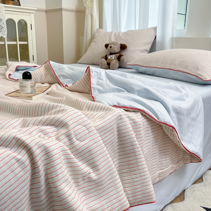 91家纺网 家纺一手货源 找家纺 宜代光年 2025新款全棉提花森韵系列大豆夏被子被芯 森韵夏被-天蓝