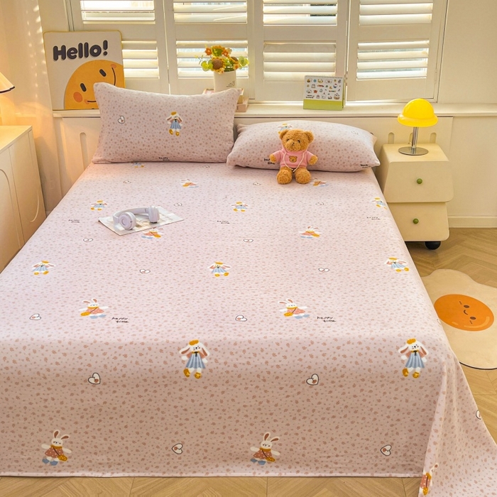 91家纺网 家纺一手货源 找家纺 爱屋及屋 2025新款牛奶绒印花床单 碎花小兔