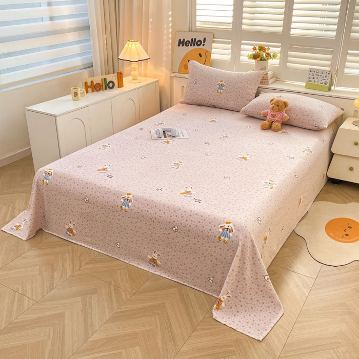 91家纺网 家纺一手货源 找家纺 爱屋及屋 2025新款牛奶绒印花床单 碎花小兔