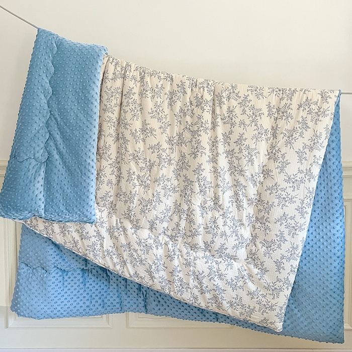 91家纺网 家纺一手货源 找家纺 美宜家 2025新款豆豆绒冬被子皱皱棉提花春秋被芯豆豆被 宁静