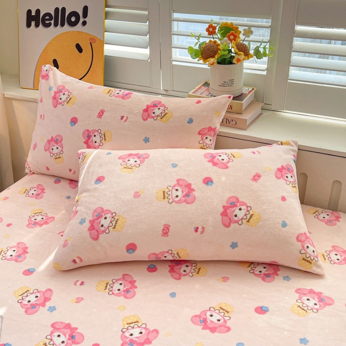 91家纺网 家纺一手货源 找家纺 爱屋及屋 2025新款牛奶绒印花床单 甜筒乐蒂