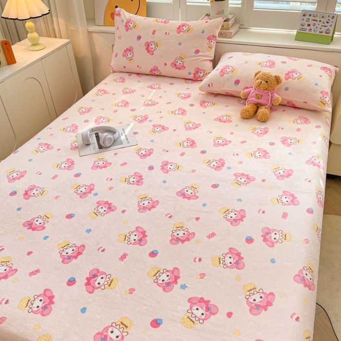 91家纺网 家纺一手货源 找家纺 爱屋及屋 2025新款牛奶绒印花床单 甜筒乐蒂