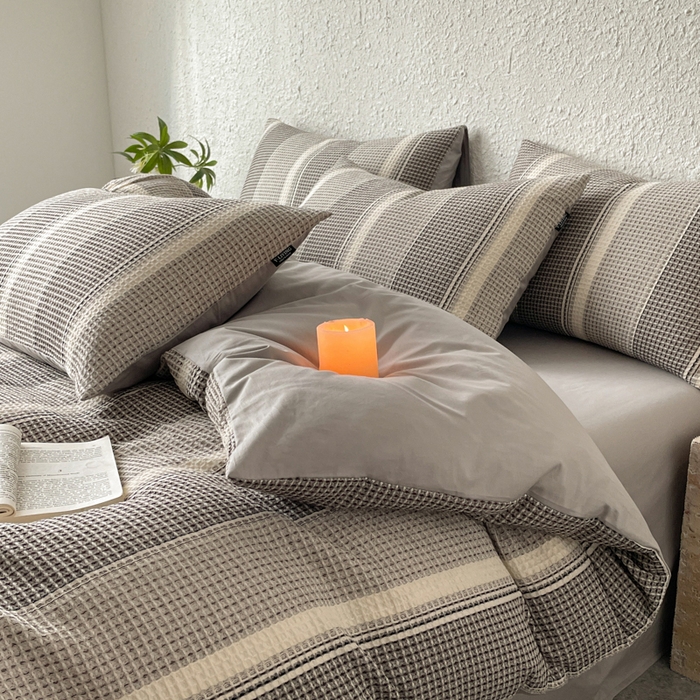 91家纺网 家纺一手货源 找家纺 宜代光年 2025新款全棉色织提花华夫格四件套 华夫格-灰