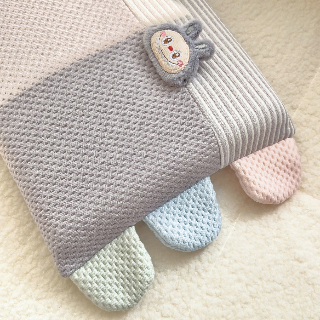 91家纺网 家纺一手货源 找家纺 诺可 2025新款秋冬学生儿童枕枕头枕芯-莱布布 莱布布-灰色