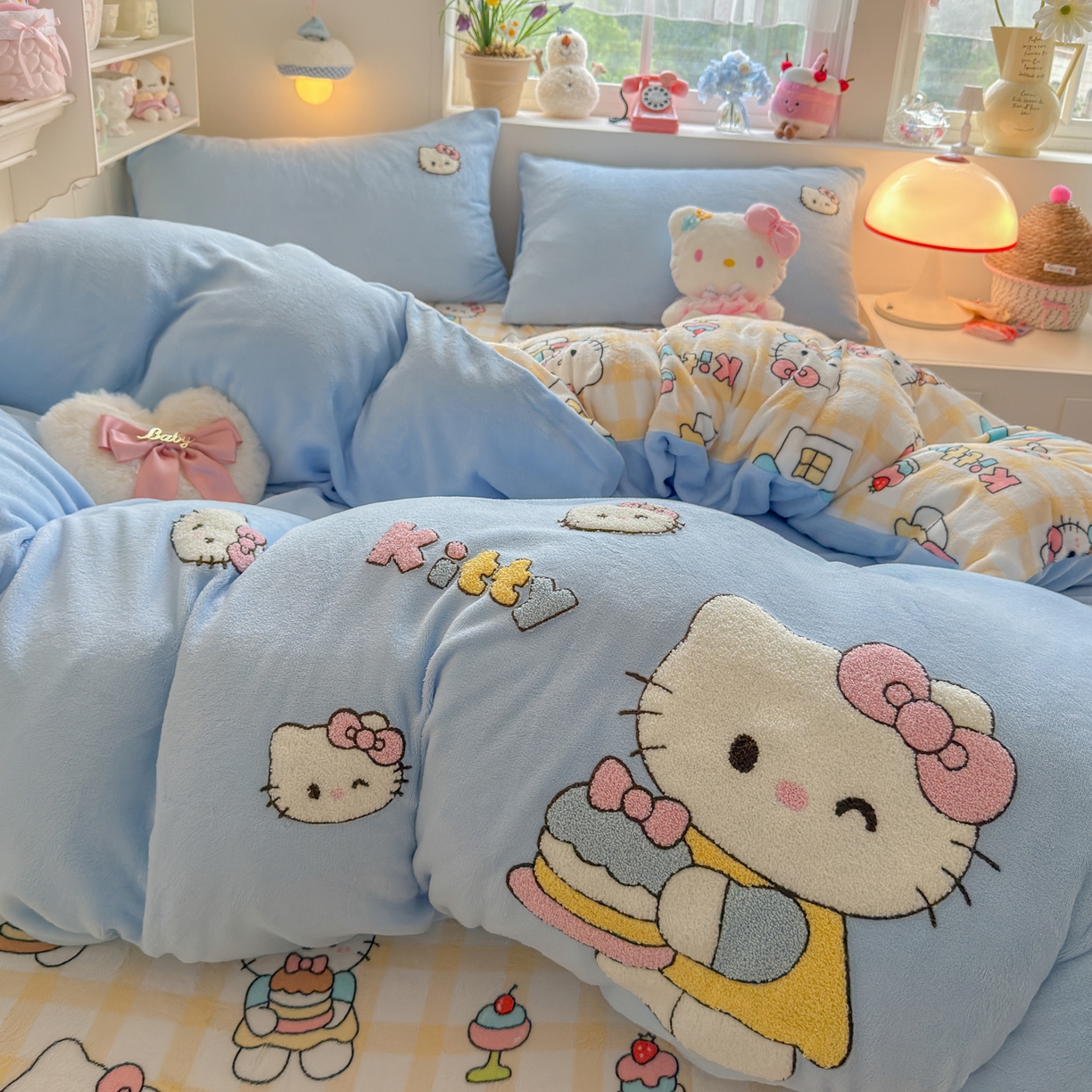 91家纺网 家纺一手货源 找家纺 优卡迪家纺馆 2025新款牛奶绒印加绣四件套 下载文件包含买家秀 面包KT--天蓝