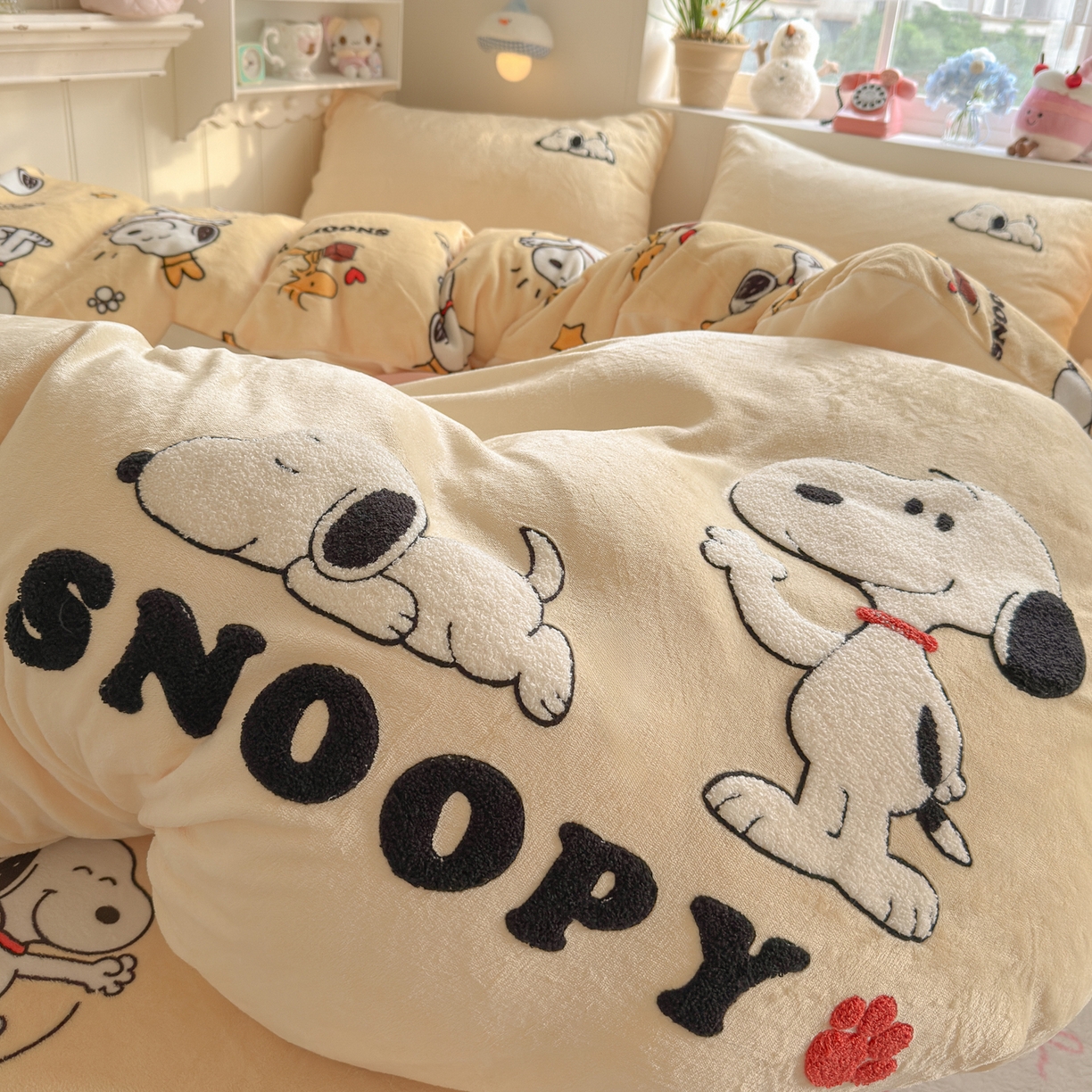 91家纺网 家纺一手货源 找家纺 优卡迪家纺馆 2025新款牛奶绒印加绣四件套 下载文件包含买家秀 比格萌狗-奶黄