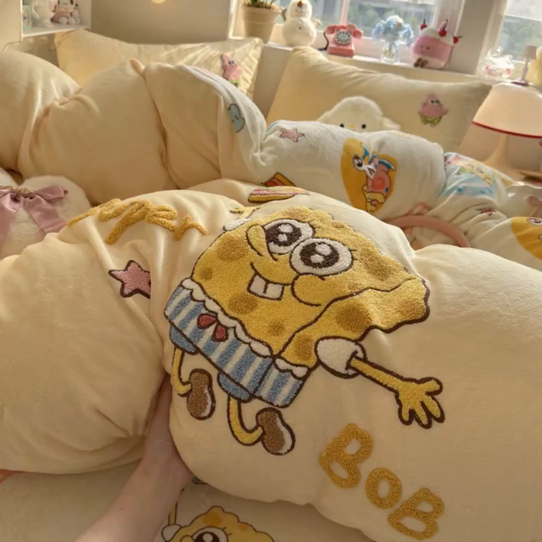 91家纺网 家纺一手货源 找家纺 优卡迪家纺馆 2025新款牛奶绒印加绣四件套 下载文件包含买家秀 海洋宝贝-奶黄