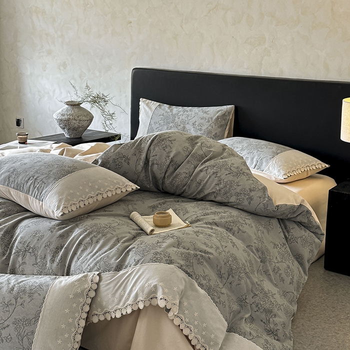 91家纺网 家纺一手货源 找家纺 宜代光年 2025新款全棉磨毛花边四件套 花眠