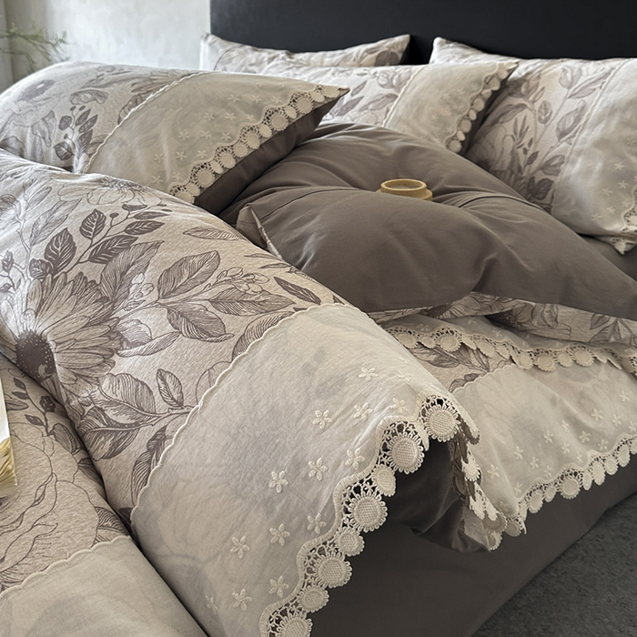 91家纺网 家纺一手货源 找家纺 宜代光年 2025新款全棉磨毛花边四件套 花漾