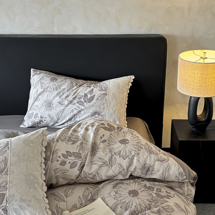 91家纺网 家纺一手货源 找家纺 宜代光年 2025新款全棉磨毛花边四件套 花漾