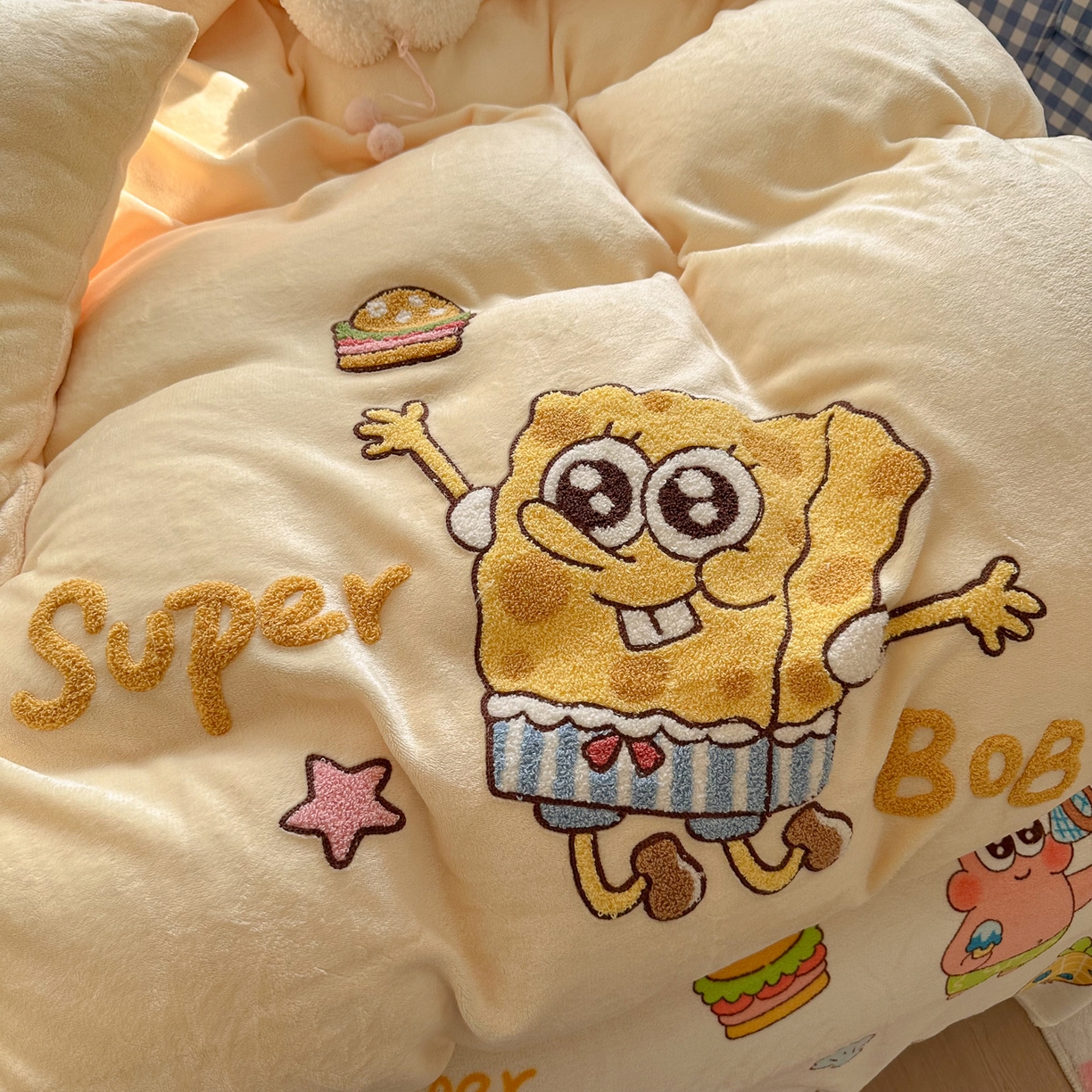 91家纺网 家纺一手货源 找家纺 优卡迪家纺馆 2025新款牛奶绒印加绣四件套 下载文件包含买家秀 海洋宝贝-奶黄