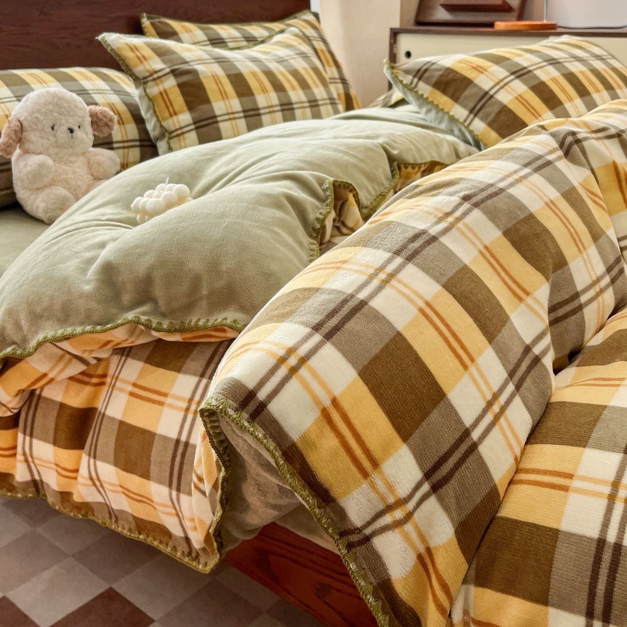 格真 2025新款高克重暖芙绒牛奶绒印花三角针无印风四件套 拉菲-黄