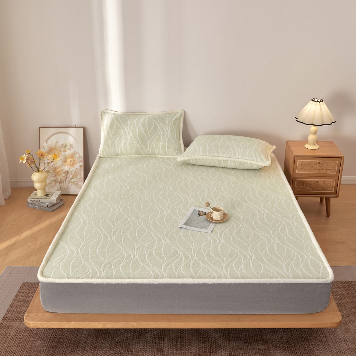 吾诺家居 2025新款高克重雕花牛奶绒单品床笠 曲线